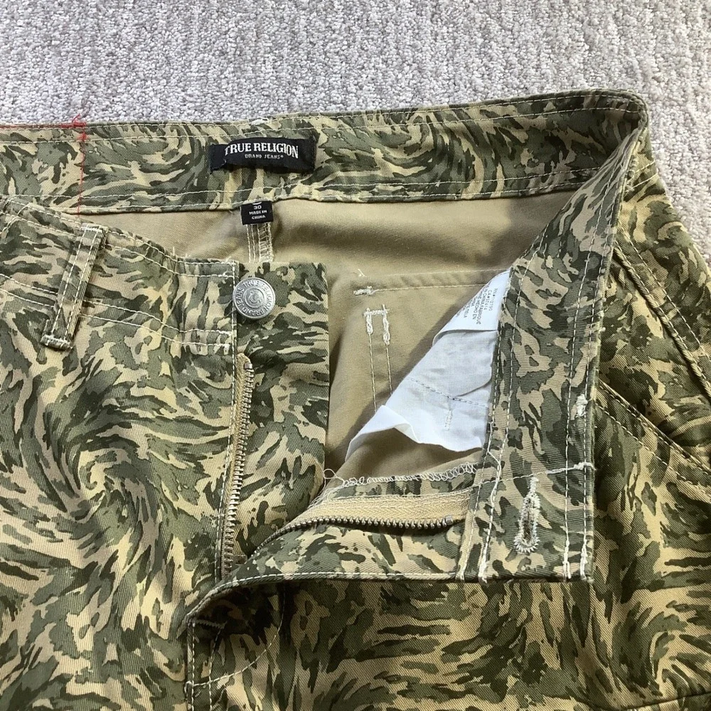 True Religion Mens Abstract Camo Cargo Pants Green Swirl Size 30 x 32 NWT